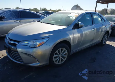 2017 Toyota Camry Le из США, поврежденный, VIN 4T1BF1FK3HU353872